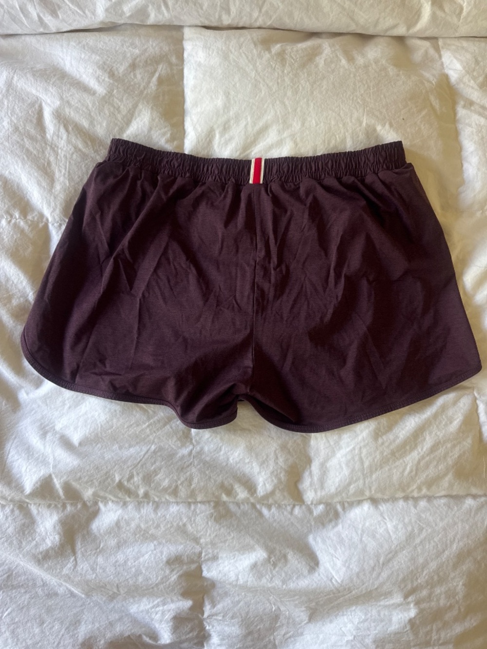 Tracksmith Session shorts - Picture 2 of 3